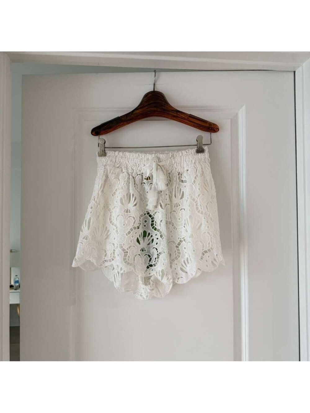 Farm Rio White Seashell Eyelet Short - Picture 2 of 5